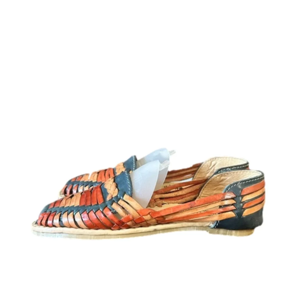 Mexican LEATHER HUARACHE SHOES. Slip on Mexican Huaraches size 7